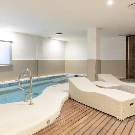 فندق Hotiday Collection - Nerano 4*